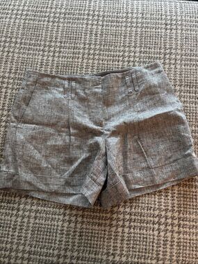 LOFT Gray Linen-Blend Tailored Bermuda Shorts